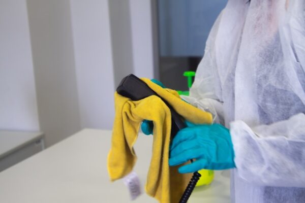 5 Essential Benefits of Hiring Professional Commercial Cleaning Services