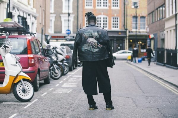 Innovative Ways to Incorporate Fashion and Functionality in Everyday Wear